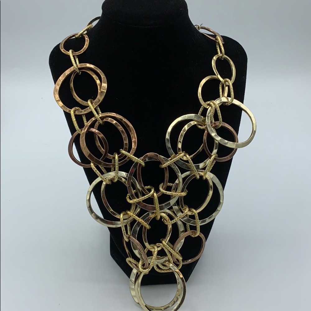 Chico’s layered chain linked circle statement #A4